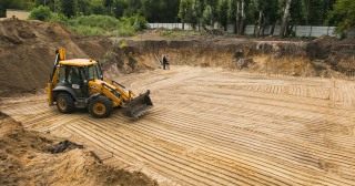 Разработка котлована Томск, цена от 307 руб./м3.